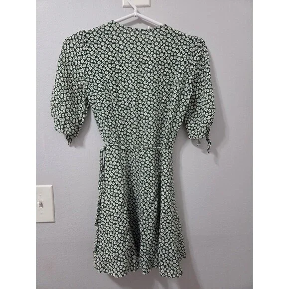 Reformation Green Floral Wrap Mini Dress Size Small Tie Sleeve V-Neck - Picture 4 of 8